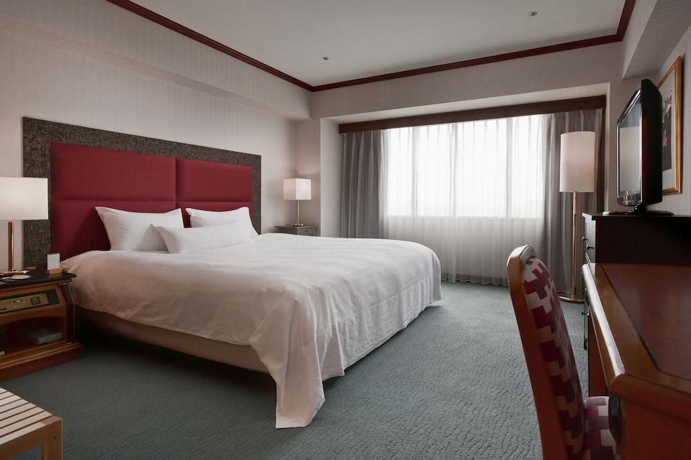 The Howard Plaza Hotel Kaohsiung Bagian luar foto A room at the hotel
