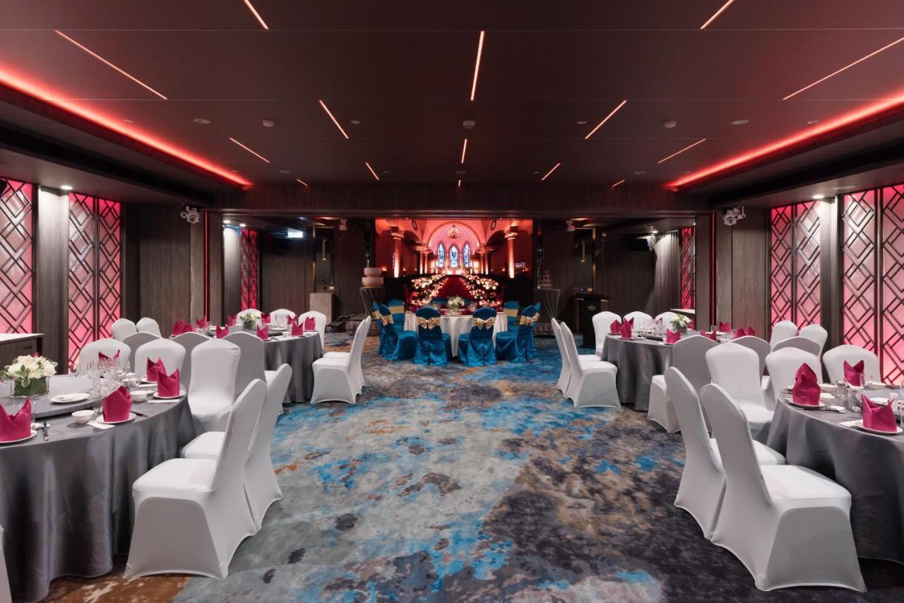 The Howard Plaza Hotel Kaohsiung Bagian luar foto The Grand Ballroom