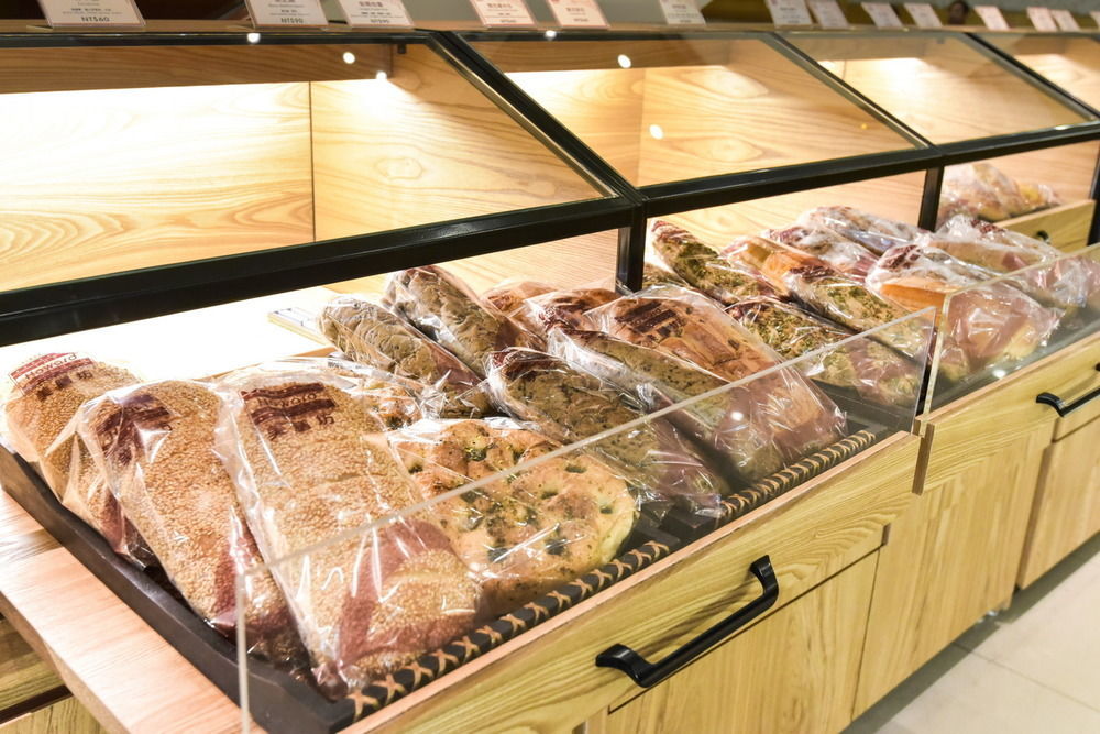 The Howard Plaza Hotel Kaohsiung Bagian luar foto Vacuum sealed meat